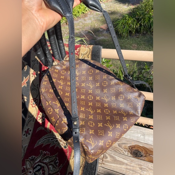 Authentic Louis Vuitton Monogram Palm Springs MM BackPack - Picture 4 of 17